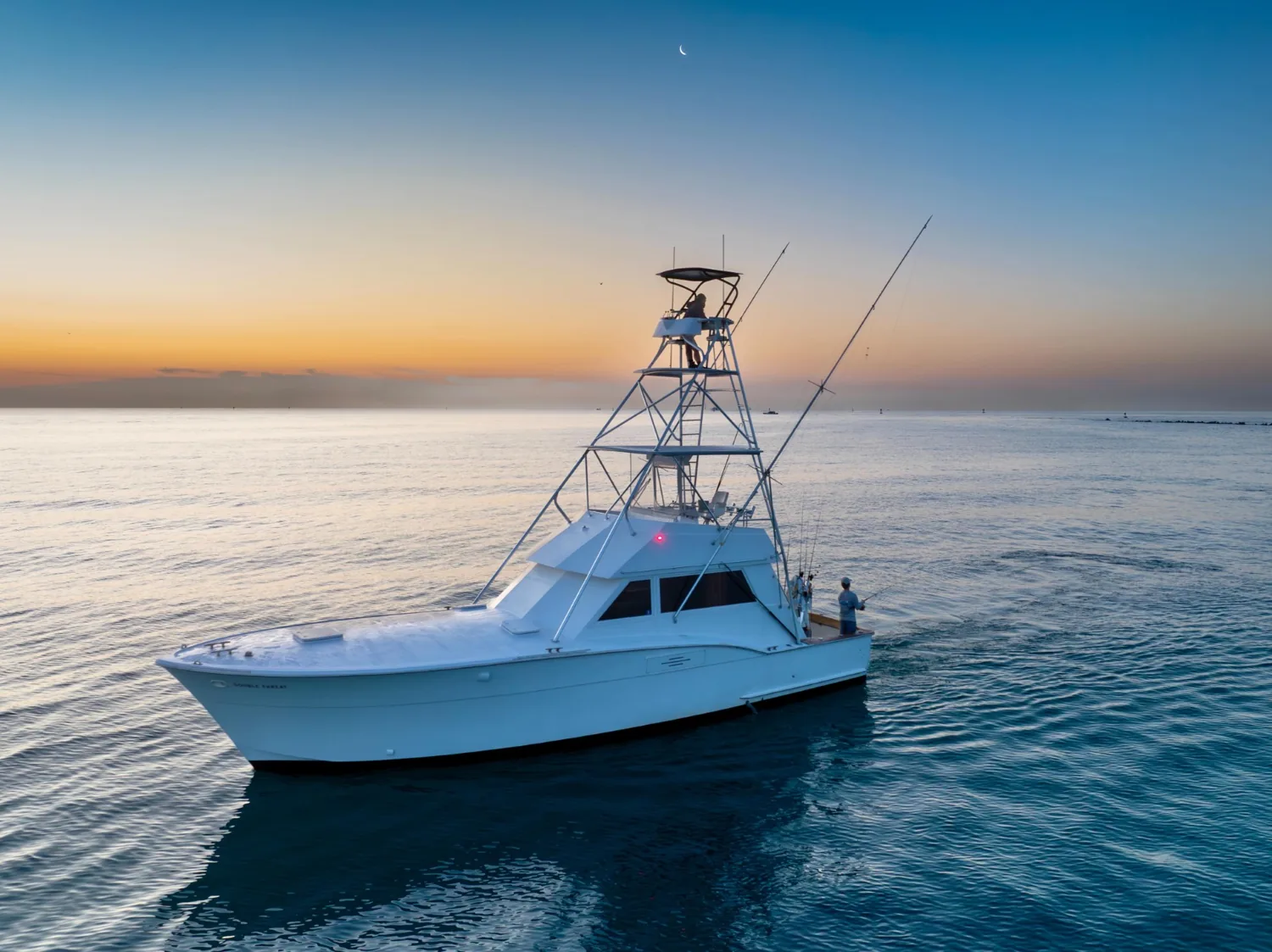 Sport fishing off Miami with Double Threat Charters