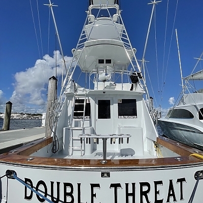 Charter Yacht AIR Relaunched With Freshly Painted Matt Black Hull